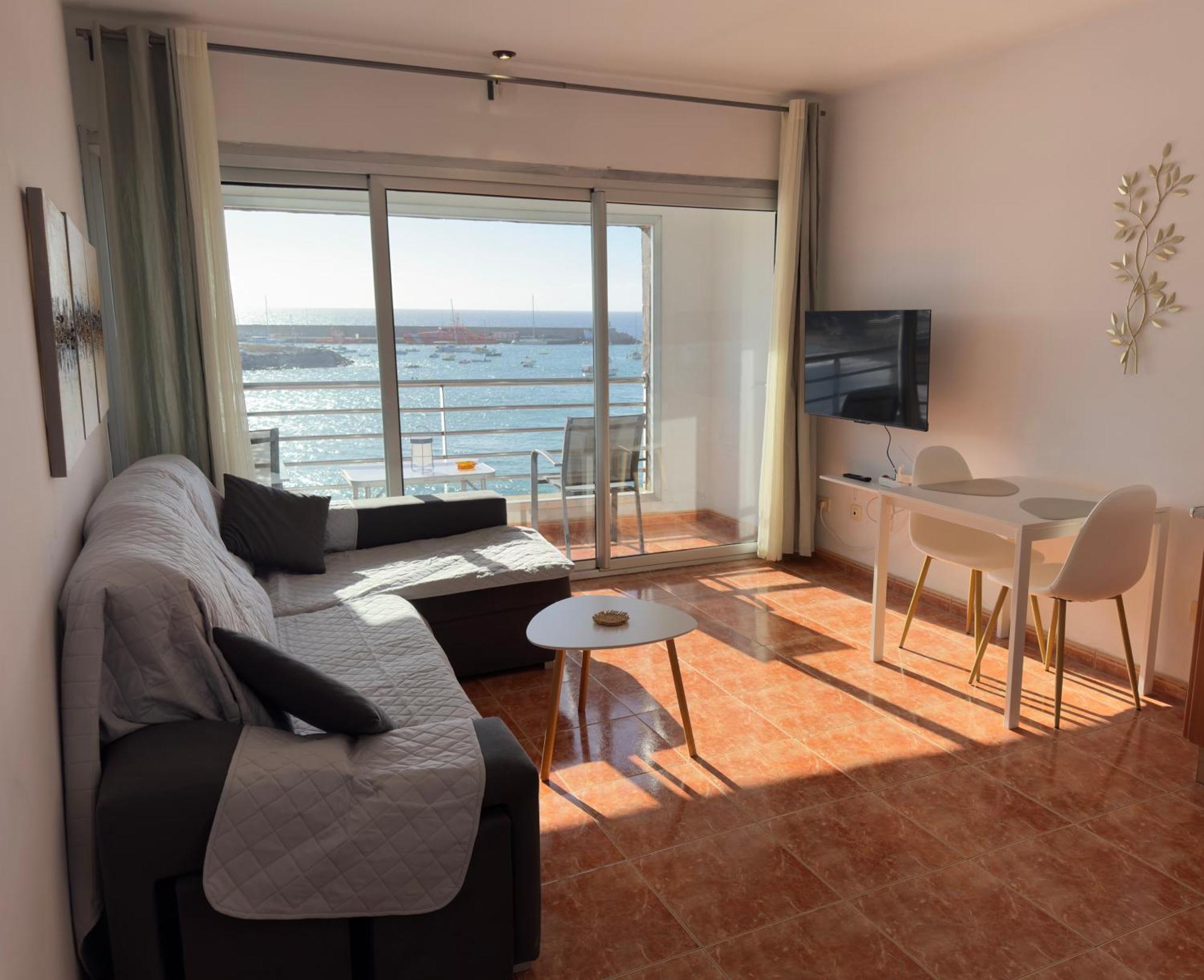 Arguineguin Sunset Apartment Room photo