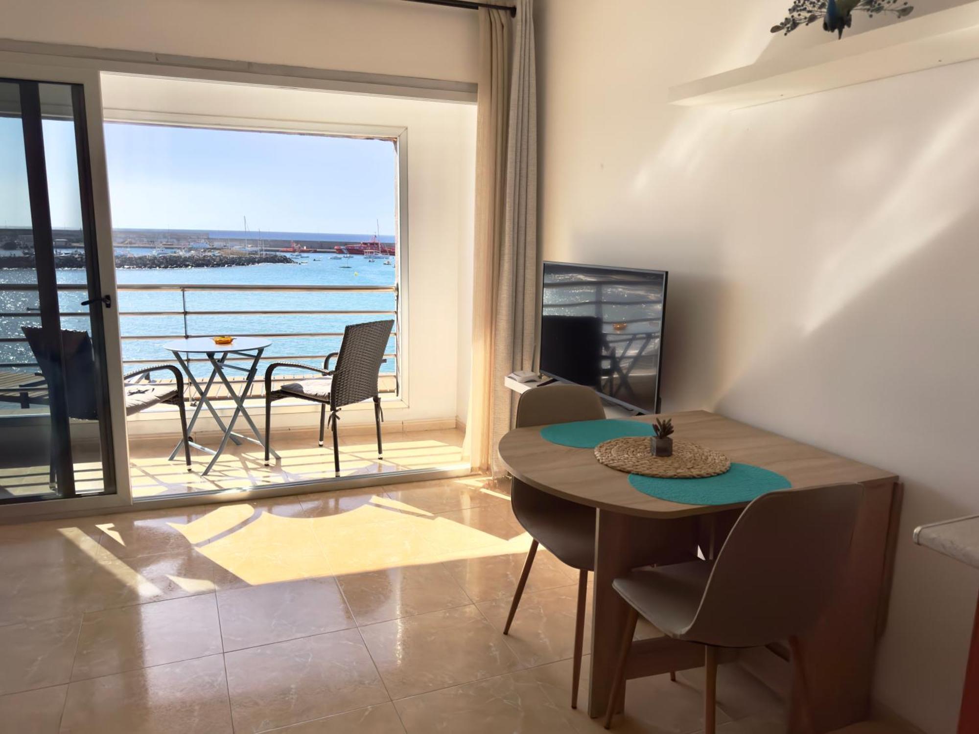 Arguineguin Sunset Apartment Room photo